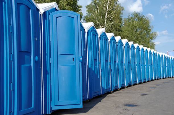 Best Luxury portable toilet rental  in Alum Creek, WV
